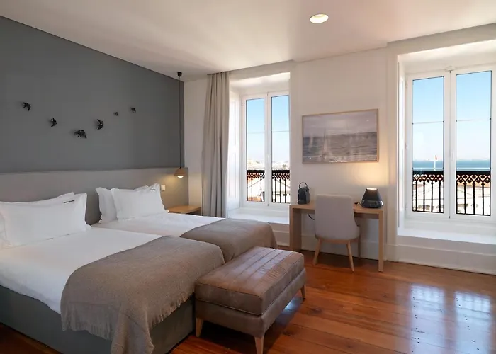 Feels Like Home Chiado Prime Suites